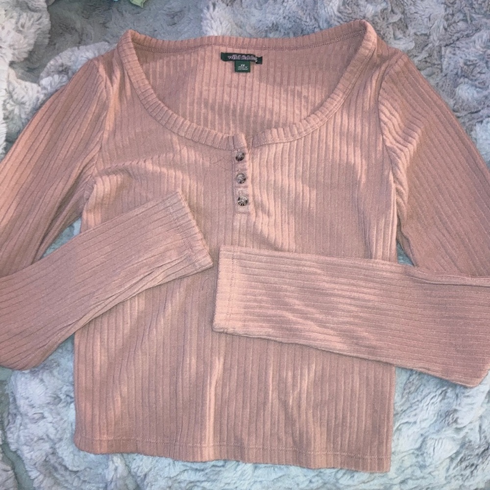 Pink long sleeve cropped shirt🎀✨.